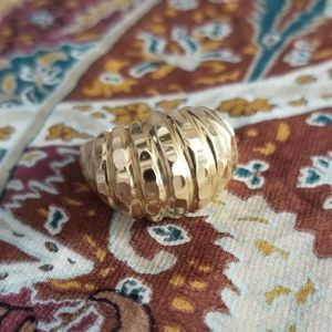 🚫**SOLD**🚫14K yellow gold nugget ring